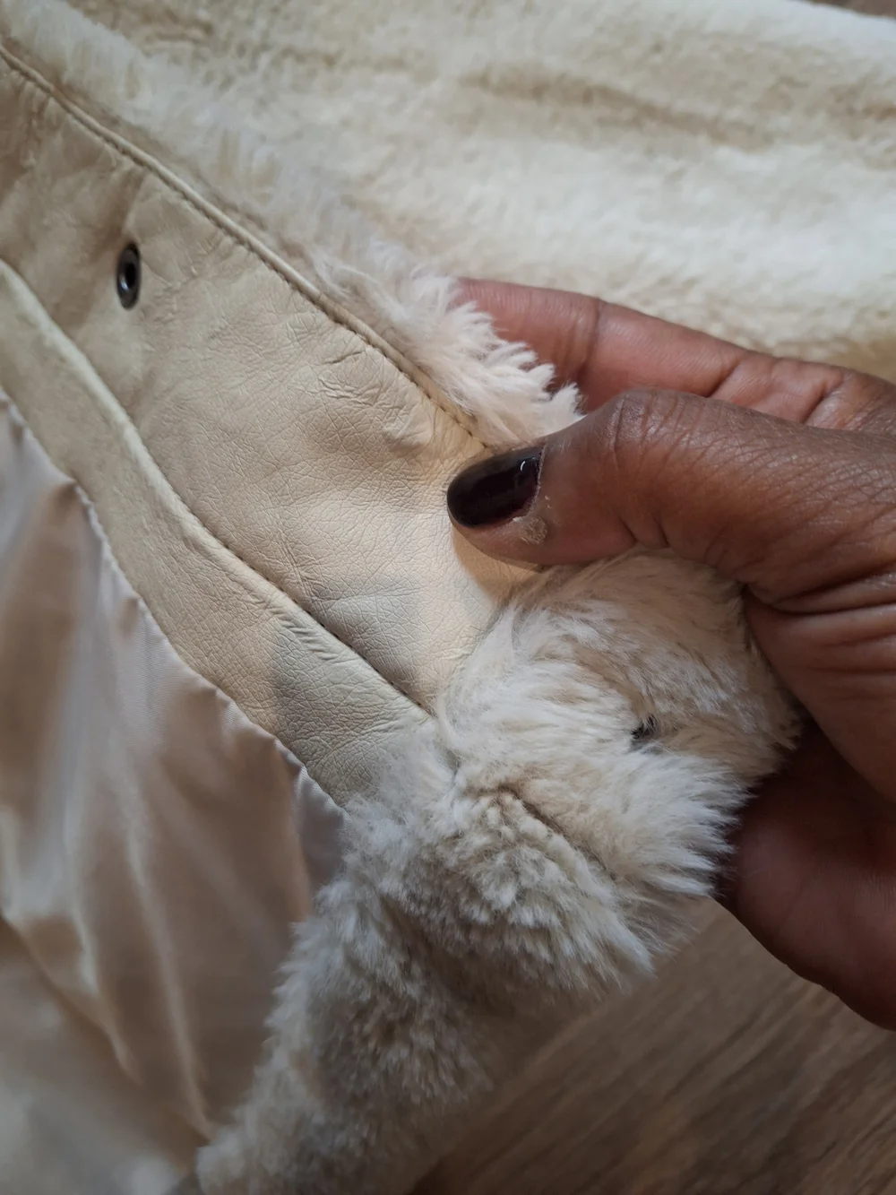 ONLY Beige-Cream Teddy Faux Fur Jacket Size XS